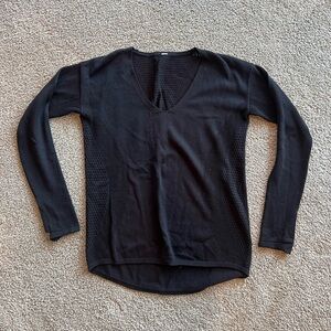 Lululemon knit sweater shirt